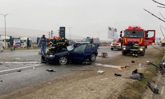 ACCIDENT GRAV între Cluj și Gilău. O persoană a murit și alte două au rămas încarcerate