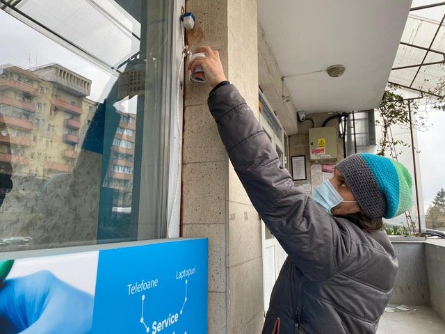 Aerul din Cluj-Napoca, monitorizat de senzori. Primăria este acuzată că întârzie montarea acestora