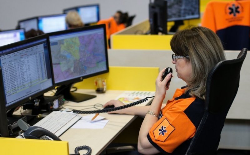 Scădere a apelurilor false la 112. Totuși, din 4,8 milioane de apleuri, doar 2,6 milioane au fost urgențe