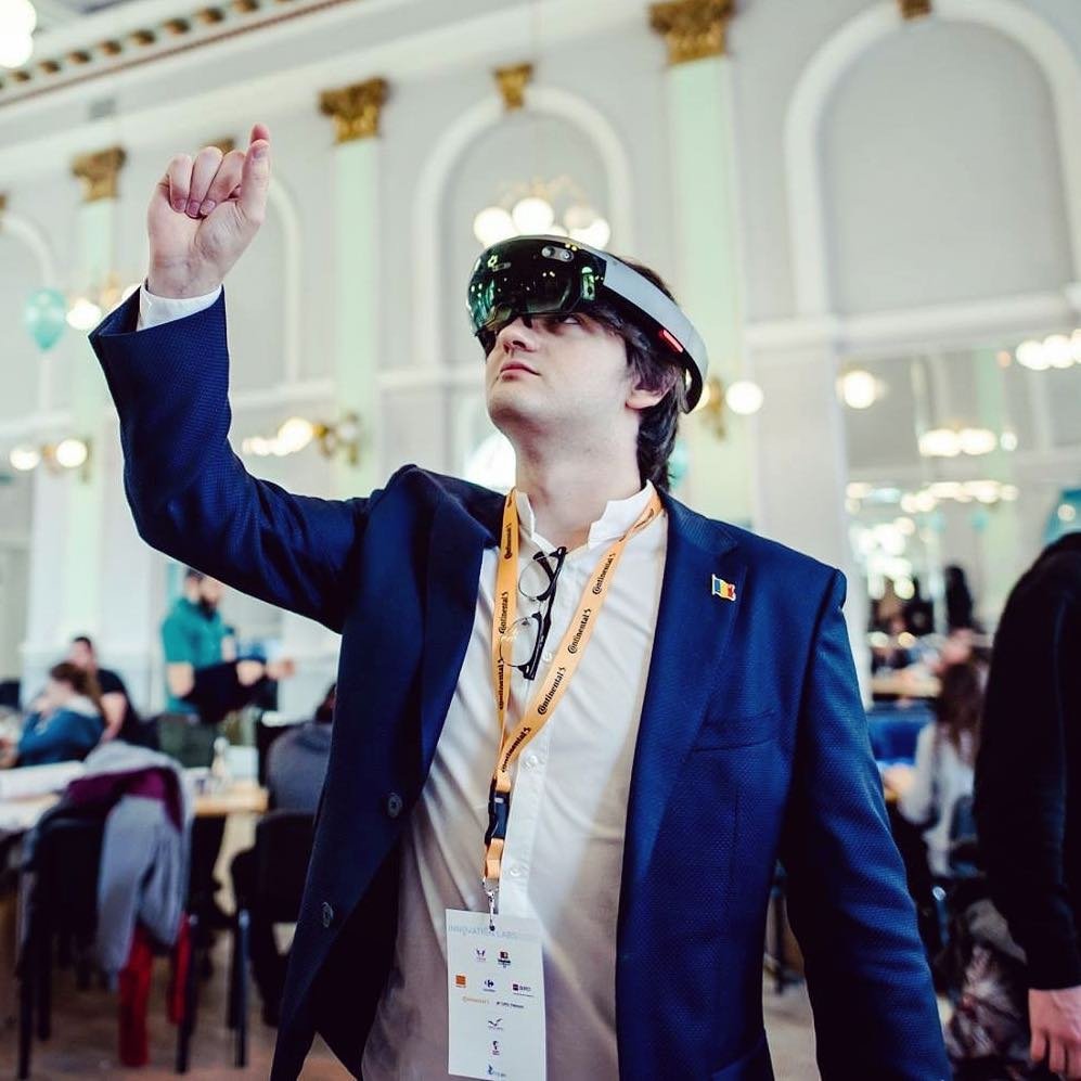 Ziua de Cluj | Startup-ul cu ochelari pentru nevăzători de la Cluj are un  nou acționar