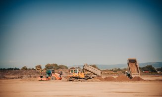 Clujenii de la Electrogrup, aproape de finalizarea pistei la Aeroportului Brașov