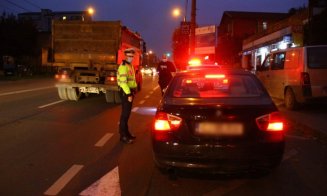 Bărbat, prins la volan prin Cluj mort de beat şi fără permis. A ajuns după gratii