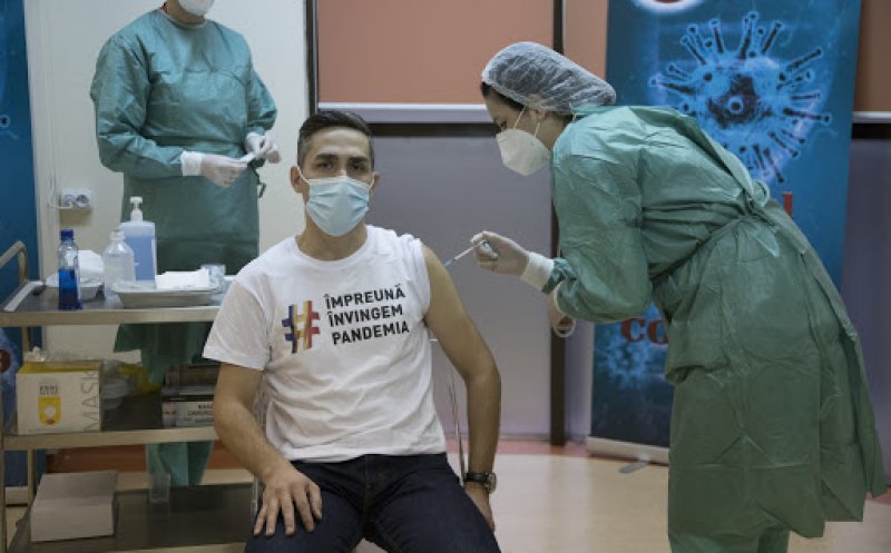 România are vaccin, dar nu mai sunt doritori. Cîțu spune că sarcina Guvernului era să aducă vaccin, nu să-i și convingă pe oameni să se vaccineze