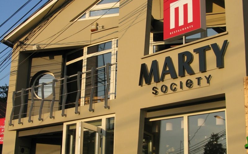 Dispare Marty, se construieşte un bloc cu 16 apartamente