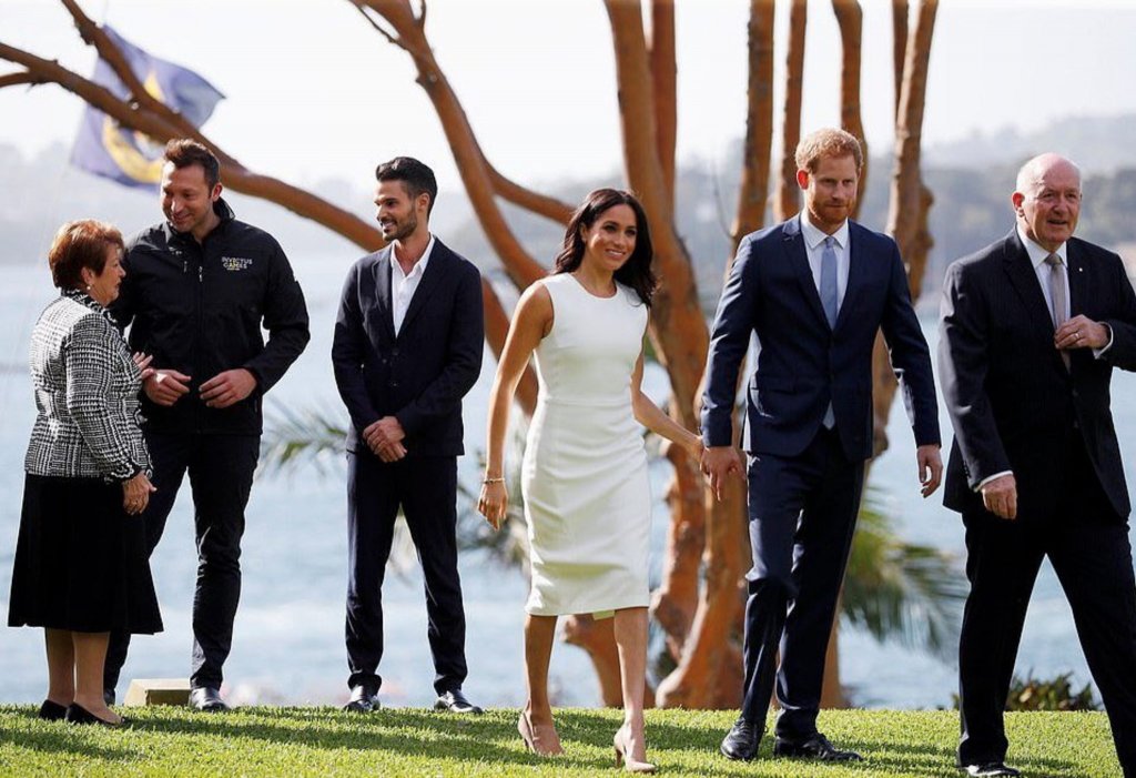 Clujul urcă business-ul cu cărți livrate online. "Harry și Meghan", cea mai cerută