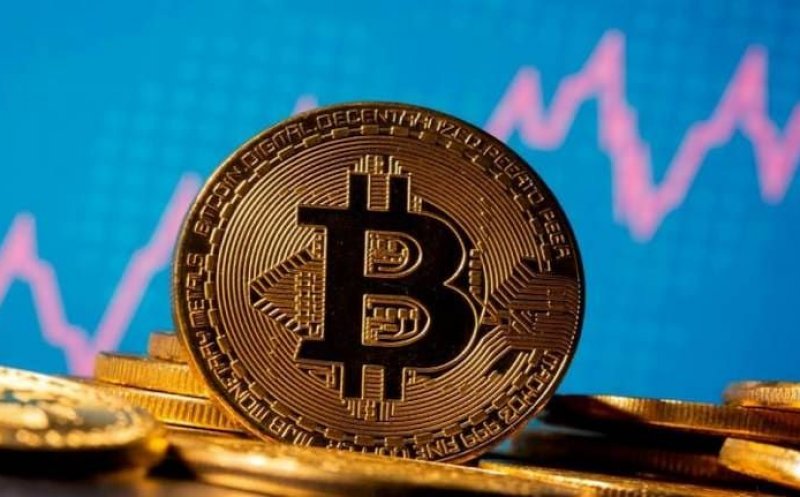 bitcoin scurt pe etradă
