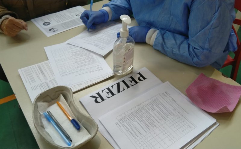 Proiectul zilei libere pentru vaccinare a fost depus. Deputatul Radu Molnar: „Dacă sunt două doze, vor fi două zile libere”