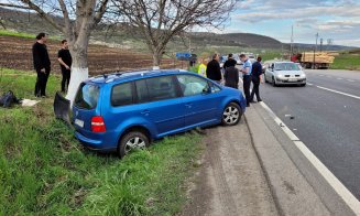 Accident cu victime în Suceagu. Coliziunea desprins bucăţi din maşini şi a lăsat în urmă bucăţi oameni plini de sânge