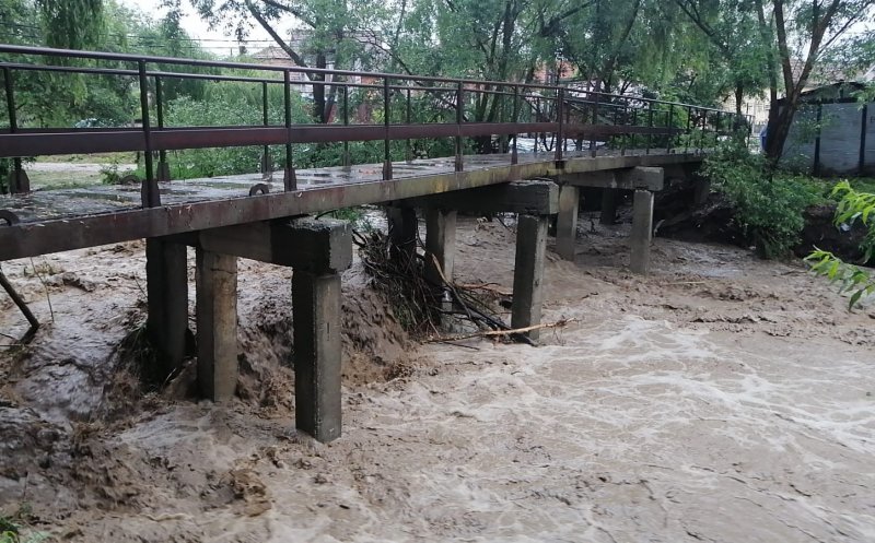 De ce a fost trimis mesajul de evacuare a locuințelor la Cluj. "Acumularea de apă creștea peste cotele de siguranță a barajului"