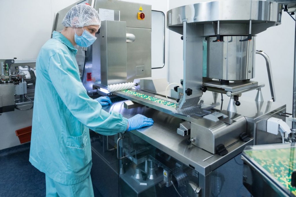 Terapia Cluj va începe producția de medicamente anticoronavirus