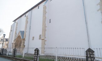 Decorint a restaurat o biserică veche de 700 de ani. VEZI cum arată "bijuteria" din Turda