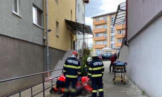 Două instituții anchetează moartea muncitorului prăbușit de pe acoperiș în Gheorgheni