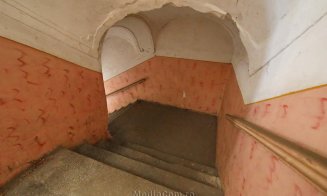 Bijuteria din ruină. Cum s-a degradat fosta clădire a Judecătoriei Turda