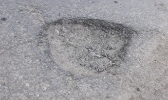 Dum județean din Cluj, mâncat de gropi, la doar un an de la modernizare