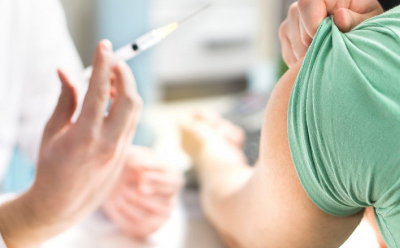 Maratoanele vaccinării din întreaga țară, un succes. Mii de oameni s-au vaccinat în weekend