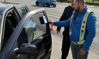 Razie pe drumurile Clujului. RAR vrea să scoată rablele din trafic
