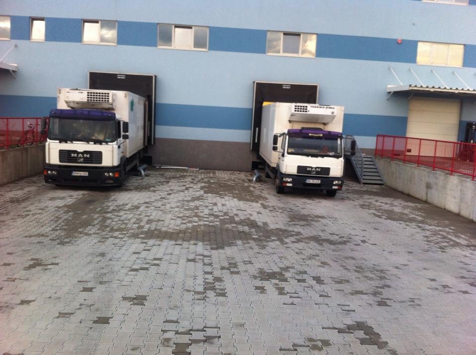 Fabricile tradiționale ale Clujului s-au aliat. Dezinfectant produs de Terapia și Farmec