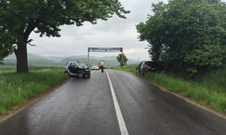 Accident între Băișoara și Iara. Două persoane au ajuns la spital
