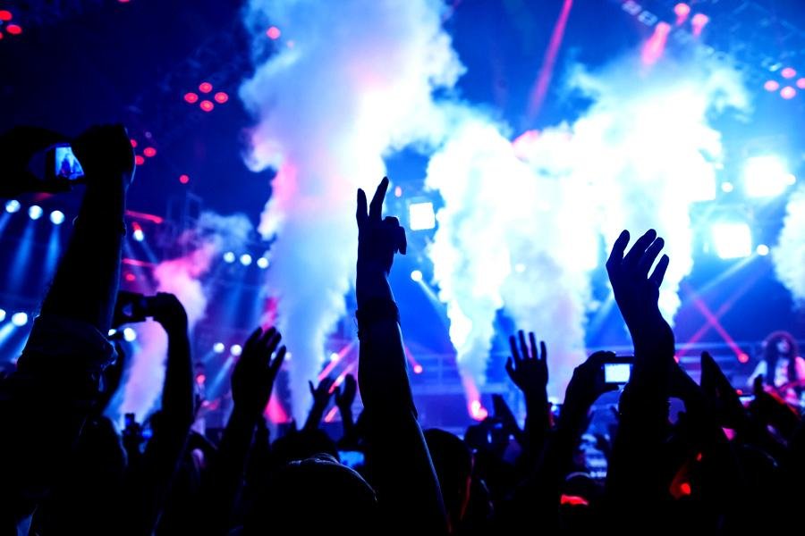 Eveniment cu peste 100 de persoane la Cluj, s-a lăsat cu dosar penal
