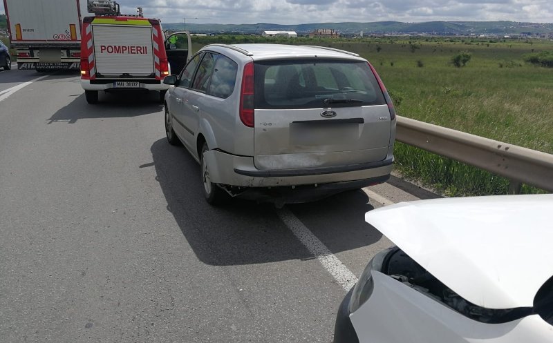 Accident cu trei mașini pe Muncii