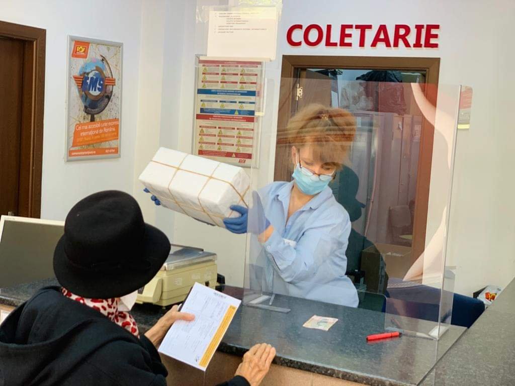Atenție, internauți! Veți plăti două taxe pe produsele comandate din China
