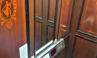 Liftul vechi de 100 de ani de la Babeș-Bolyai a fost restaurat. VEZI cum arată acum