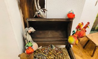 Personaje emblematice ale spectacolelor Teatrului „Puck” Cluj, vedete de expoziție la Muzeul de Artă