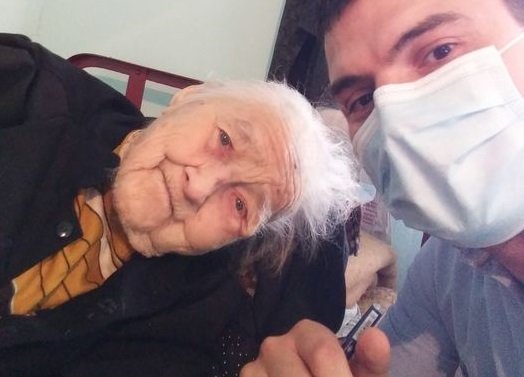 E din Cluj, are 100 de ani bătuți pe muchie și tot atâtea motive pentru care așteaptă ziua de mâine
