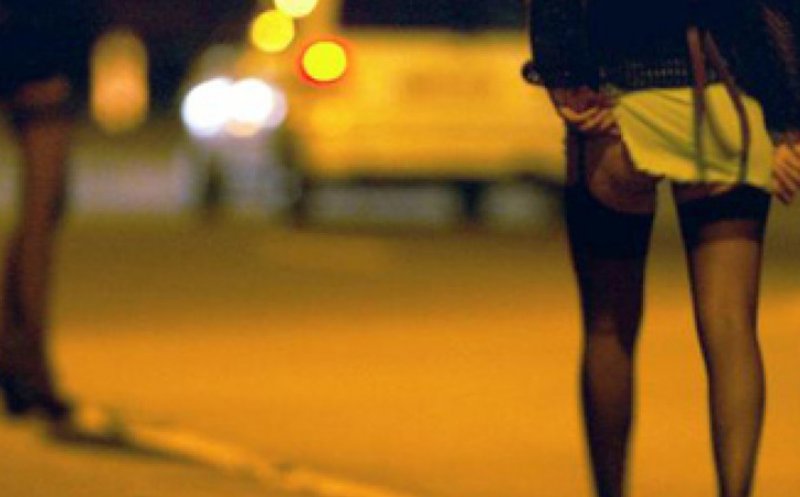 Românce obligate de conaționali să se prostitueze în Italia. Banii ajungeau la şeful proxenet din România