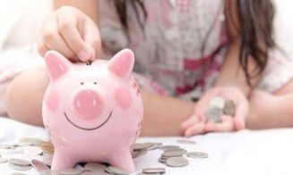 Alocaţiile copiilor rămân cât erau. Majorarea se amână pentru anul viitor