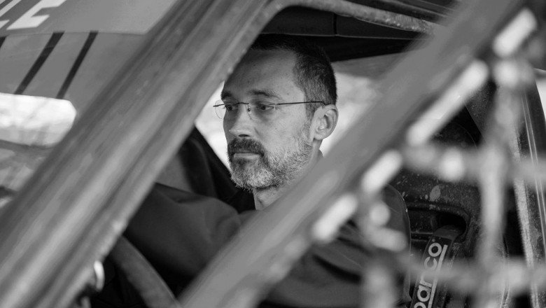 S-a deschis dosar penal după ce mașina pilotului de off-road a fost luată de viitură. Cine e vinovat de moartea lui