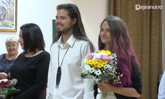 Love Story cu Happy End la Cluj. Americanul oprit în martie pe aeroport a revenit și s-a căsătorit cu tânăra clujeancă pe care a cunoscut-o online