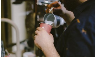S-a deschis prima „cafenea socială” din Cluj-Napoca. 90% din profit merge la persoane cu dizabilități