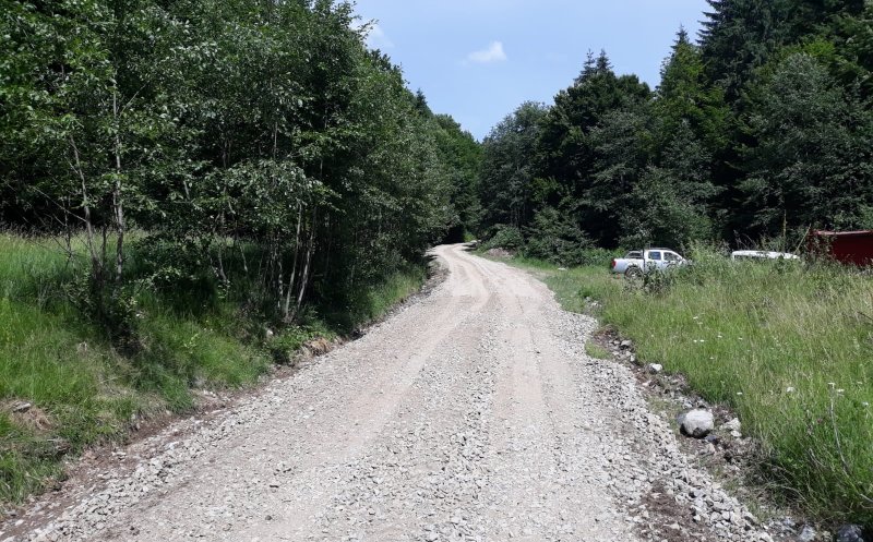 Se repară drumul județean spre Vlădeasa