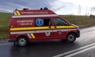 ACCIDENT MORTAL pe DN1, în judeţul Cluj! A intrat pe contrasens într-un camion care a luat foc. Pasagerul din dreapta şi-a pierdut viaţa