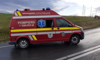 ACCIDENT MORTAL pe DN1, în judeţul Cluj! A intrat pe contrasens într-un camion care a luat foc. Pasagerul din dreapta şi-a pierdut viaţa
