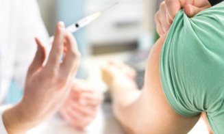 Puțin peste 800 de persoane au fost vaccinate anti-COVID la Cluj în ultima zi