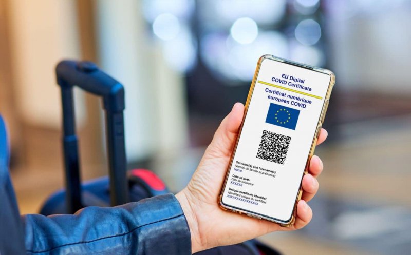Românii nu se înghesuie să-și descarce "pașapoartele" digitale COVID