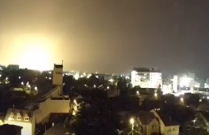 Explozie şi incendiu la Combinatul Chimic Azomureş. Populația a fost informată prin RO-Alert