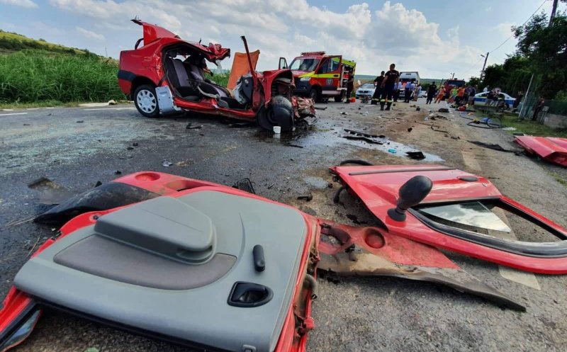 Tragedie pe șosea la Cluj! IMAGINI-ȘOC de la locul accidentului mortal din Mihăiești