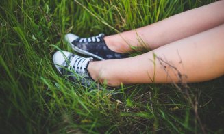 Pedofil într-un parc din Cluj-Napoca. A luat un copil în brațe și l-a dus în tufe