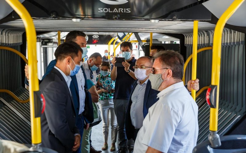 Ministrul Mediului este la Cluj. A mers alături de Boc cu autobuzul, gratuit, de Vinerea Verde