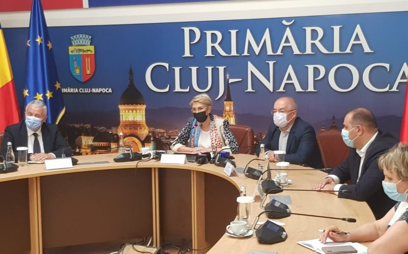 Ministrul Muncii, în vizită la Cluj. A fost la Emerson, Terapia și a participat la Bursa locurilor de muncă