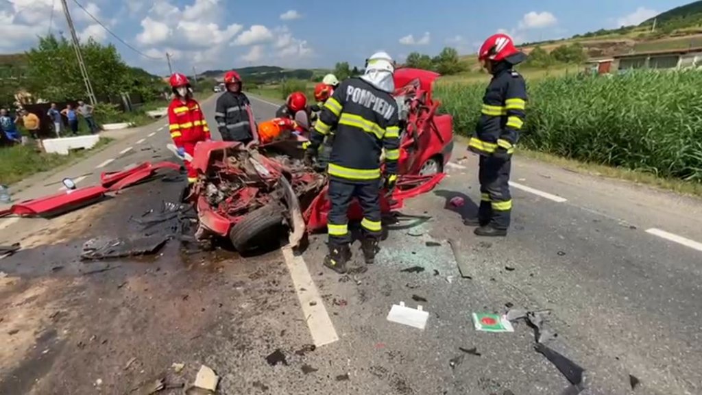 Femeia rănită grav în accidentul mortal de la Mihăiești are nevoie urgentă de sânge