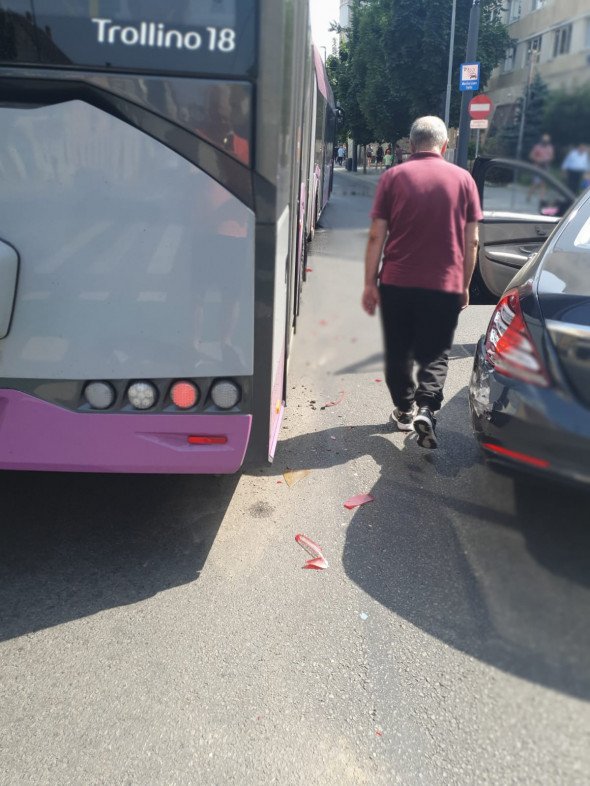 Marius Șumudică, implicat într-un accident în centrul Clujului
