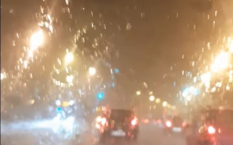 Noi alerte de furtuni la Cluj! Două zile cu COD PORTOCALIU și GALBEN de ploi torențiale, vijelii și grindină