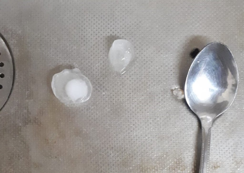 Cât de mare a fost grindina căzută ieri la Cluj