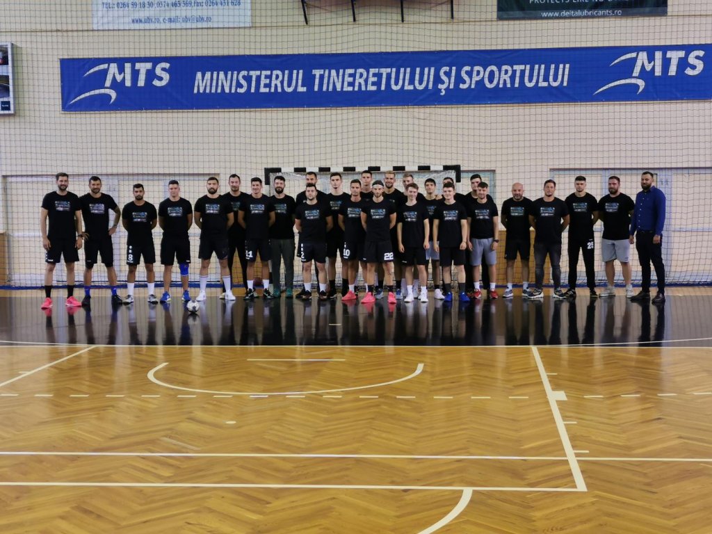 Handbaliștii Universității Cluj au început pregătirile înaintea noului sezon din Liga Zimbrilor
