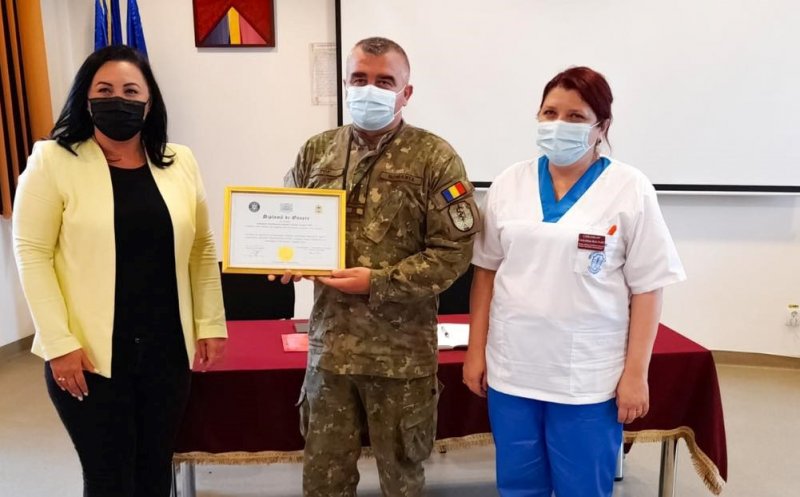 Echipele de la Spitalul Militar din Cluj, felicitate pentru campania de vaccinare derulată în zeci de comune