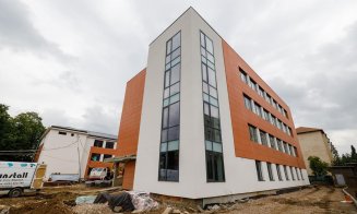 Liceul Teoretic „Onisifor Ghibu”: Corp nou de clădire cu 33 de săli de clasă și 9 laboratoare